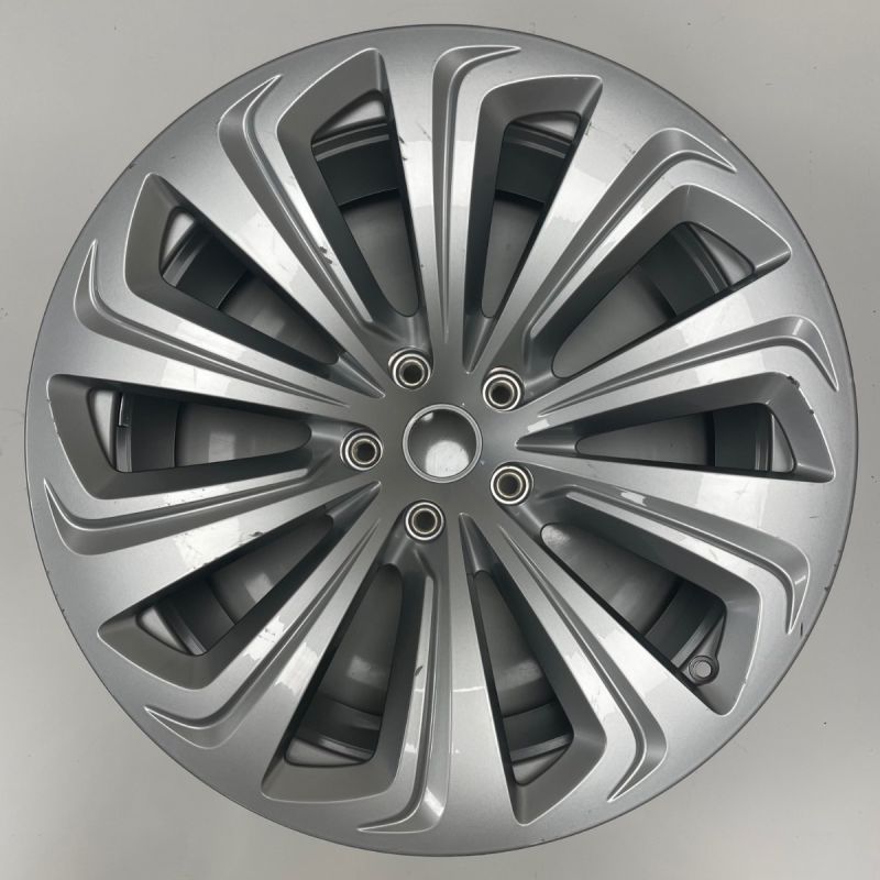 BS1104 - Bentley Silver 2