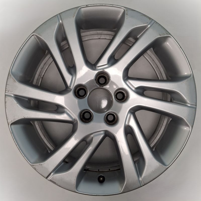 BS1134 - Volvo Bright Silver (965)